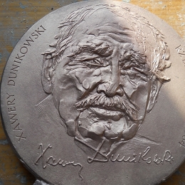 Medal 09